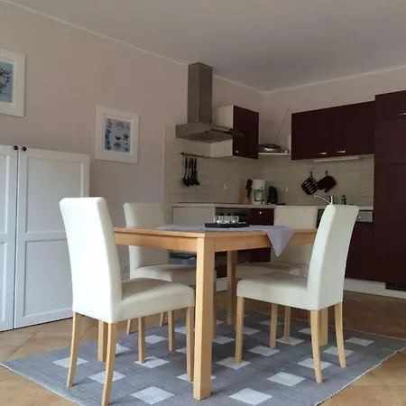 Holiday home Boddensurfer 3a Comfortable